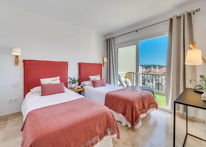 Apartman New Spacious Townhouse In *